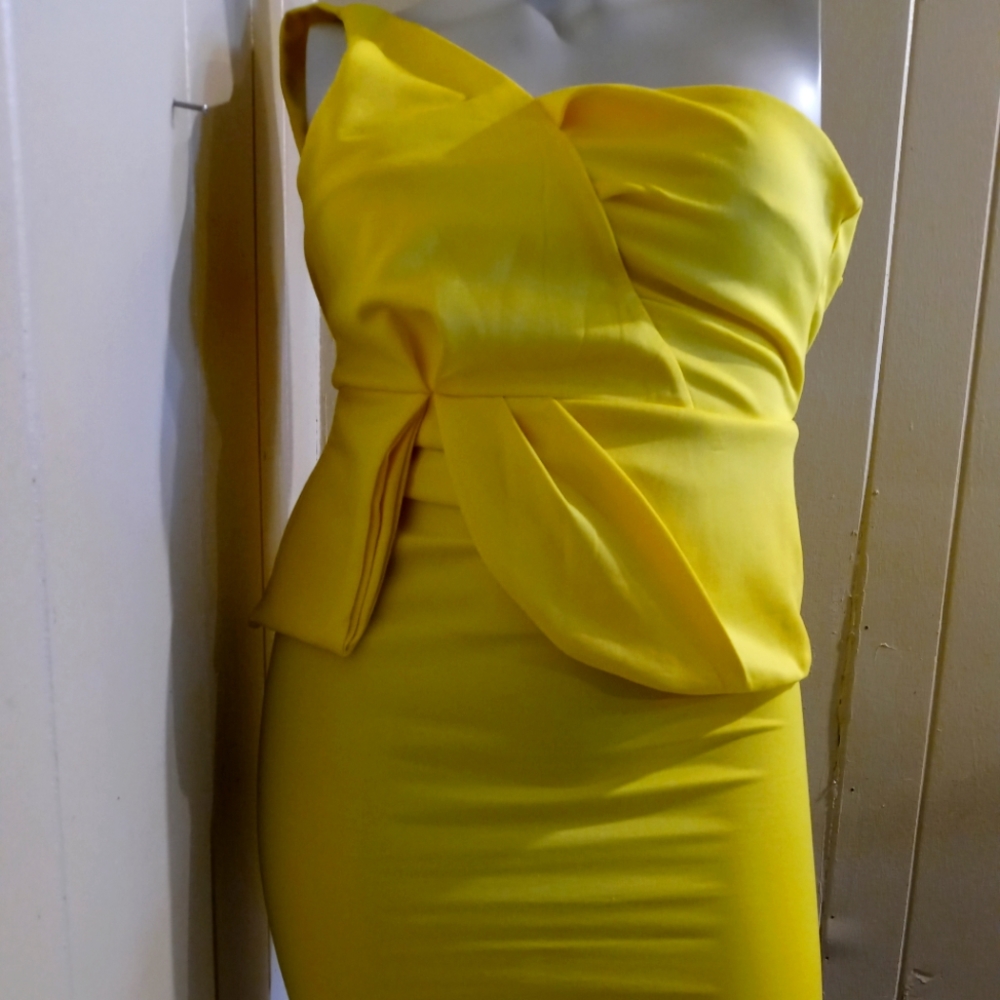 Yellow 1 shoulder sexy dress
